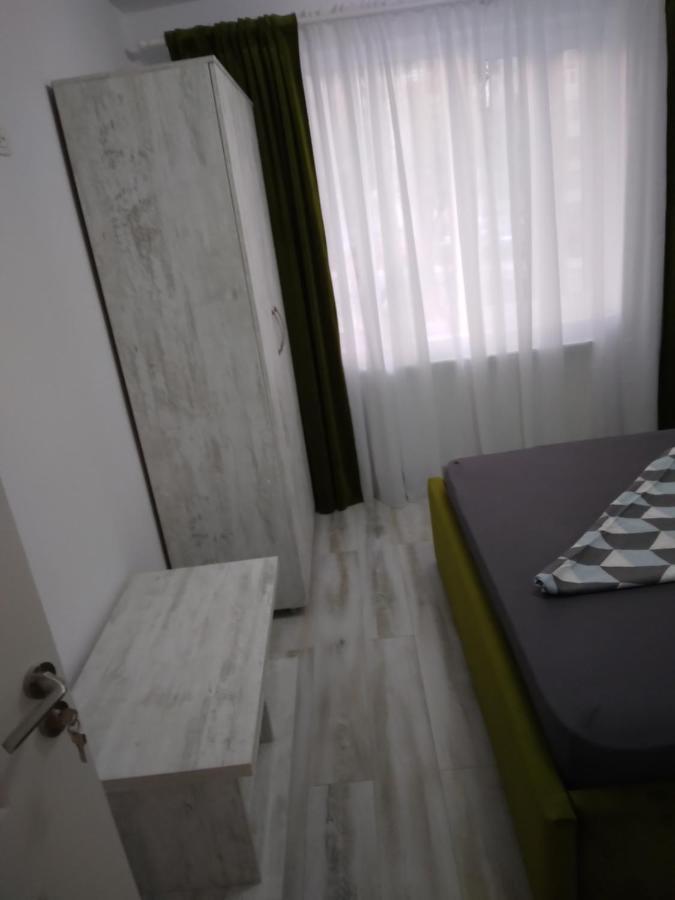 Luxury Apartament Curtea de Argeş Exterior foto